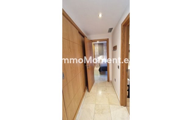 Resale - Apartment - Benalmadena - Benalmadena Centro