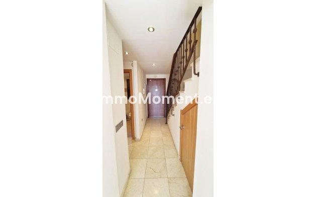 Resale - Apartment - Benalmadena - Benalmadena Centro