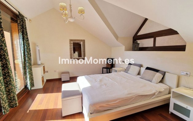 Resale - Apartment - Benalmadena - Benalmadena Centro
