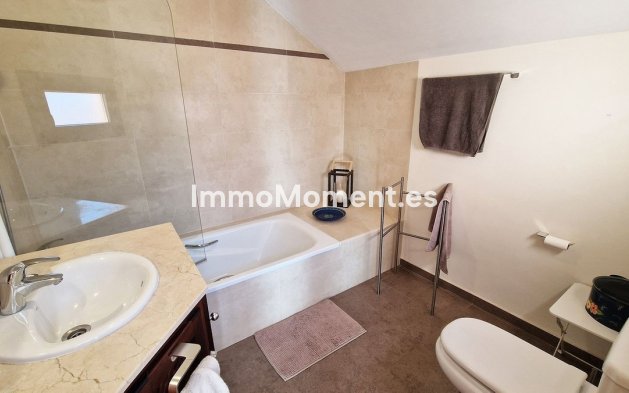Resale - Apartment - Benalmadena - Benalmadena Centro