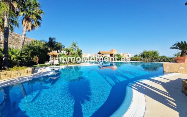 Resale - Apartment - Benalmadena - Benalmadena Centro