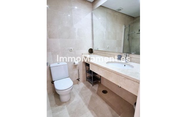 Reventa - Apartamento - Estepona  - Estepona Centro