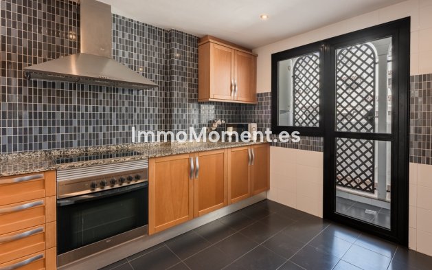 Bestaande woning - Appartement - Estepona  - Estepona Centro