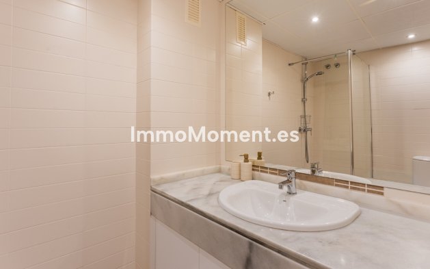Bestaande woning - Appartement - Estepona  - Estepona Centro