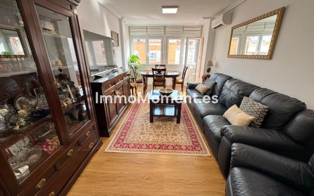 Resale - Apartment - Guardamar del Segura - Guardamar del Segura Centro