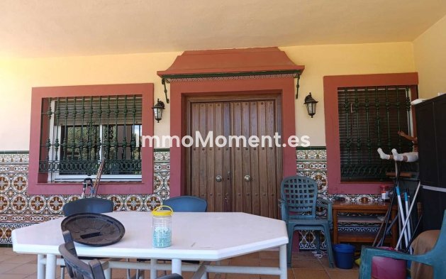 Resale - Detached villa - Ojén