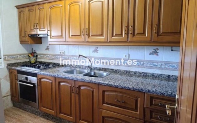 Resale - Detached villa - Ojén