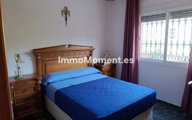 Resale - Detached villa - Ojén