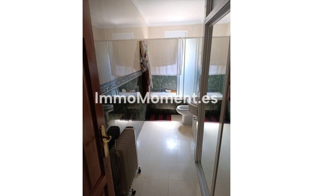 Resale - Detached villa - Ojén