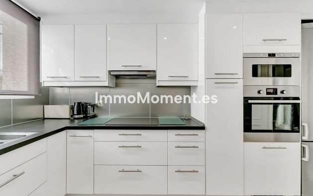 Wiederverkauf - Wohnung - Marbella - Elviria