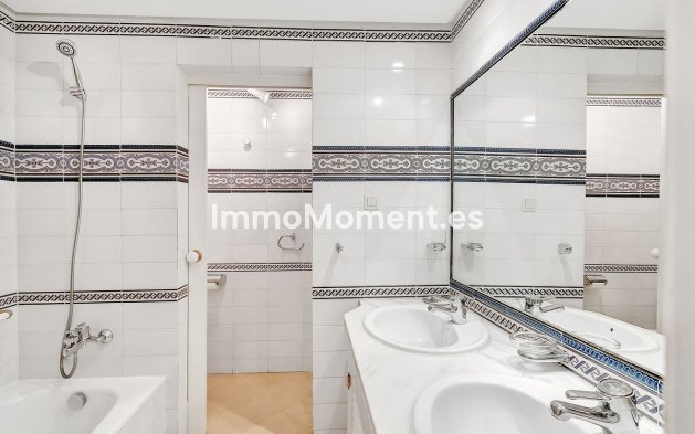Wiederverkauf - Wohnung - Marbella - Elviria