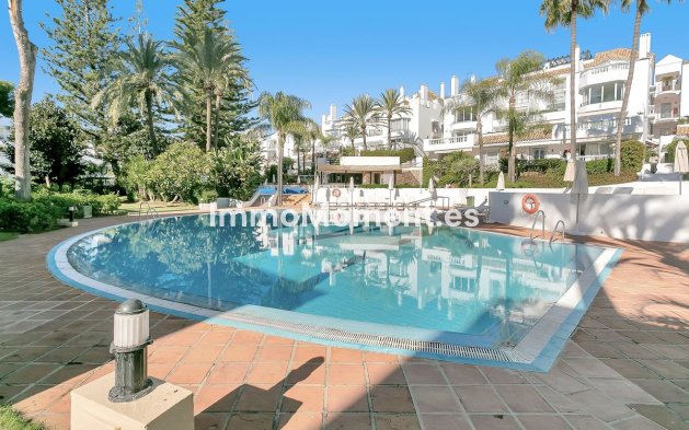 Wiederverkauf - Wohnung - Marbella - Elviria