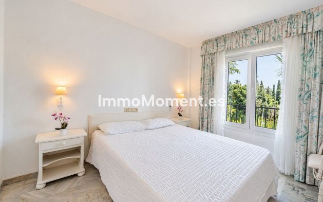 Resale - Apartment - Marbella - Reserva de Marbella