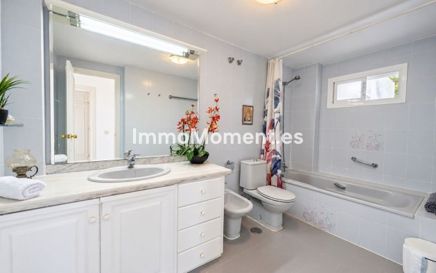 Resale - Apartment - Marbella - Reserva de Marbella