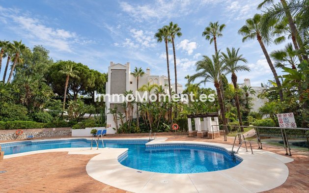 Resale - Apartment - Marbella - Reserva de Marbella