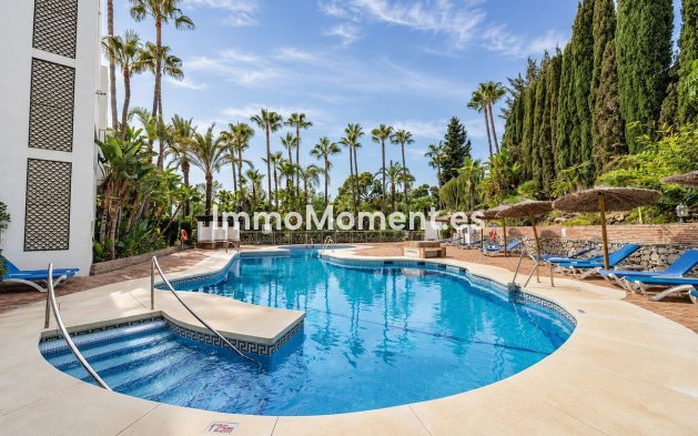 Resale - Apartment - Marbella - Reserva de Marbella