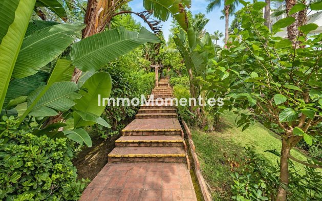 Resale - Apartment - Marbella - Reserva de Marbella