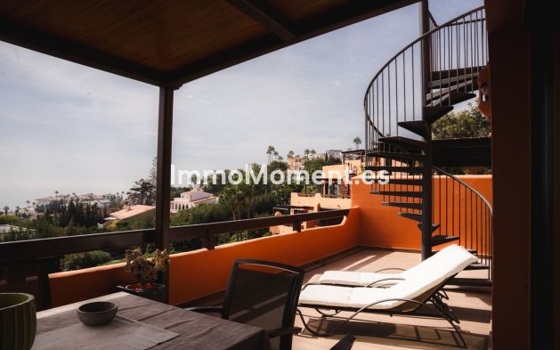 Resale - Apartment - Estepona - Estepona Centro