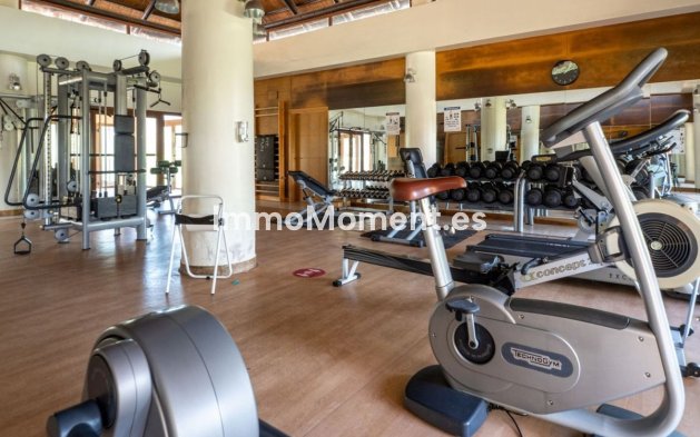Reventa - Apartamento - Estepona  - Atalaya