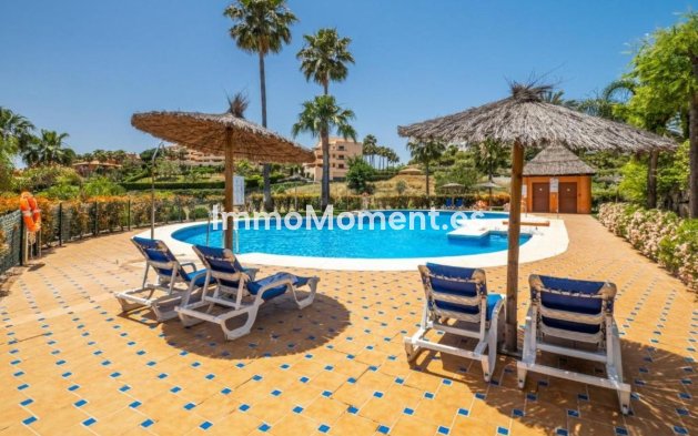Reventa - Apartamento - Estepona  - Atalaya