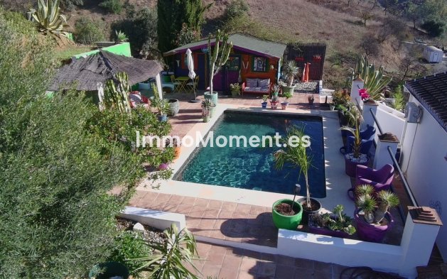 Reventa - Casa de campo - Interior  - Cártama Centro
