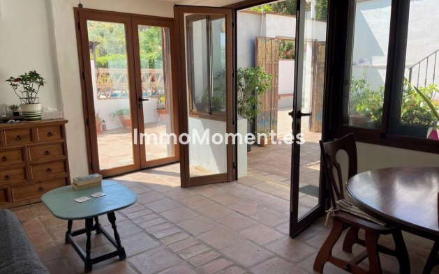 Reventa - Casa de campo - Interior  - Alora