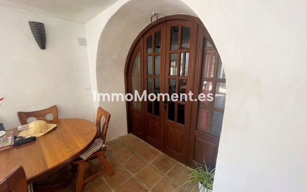 Reventa - Casa de campo - Interior  - Alora