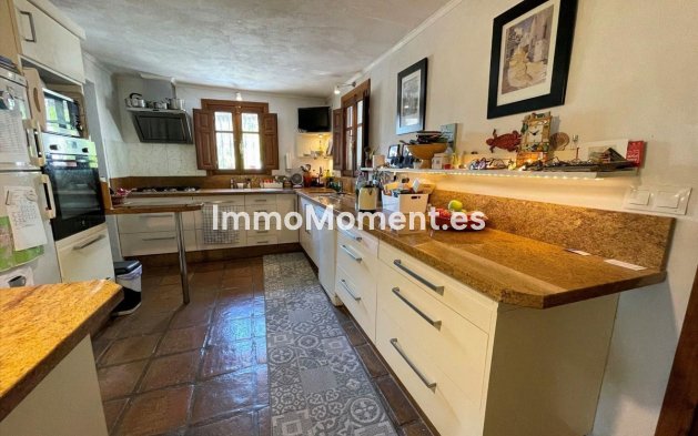 Reventa - Casa de campo - Interior  - Alora
