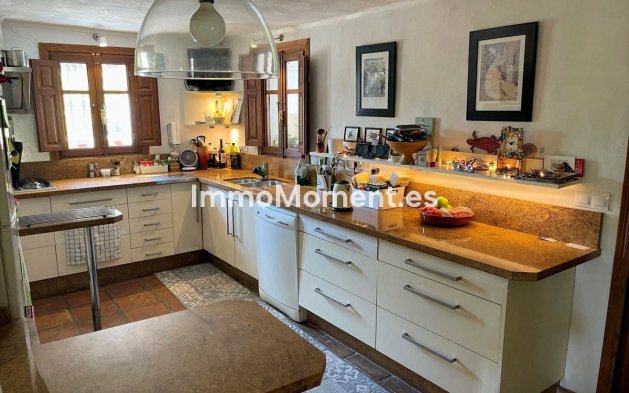 Reventa - Casa de campo - Interior  - Alora