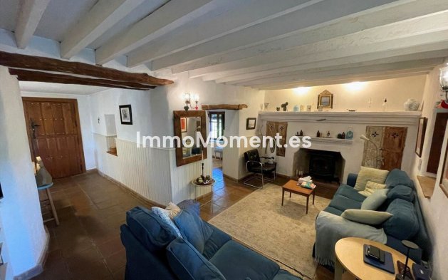 Reventa - Casa de campo - Interior  - Alora