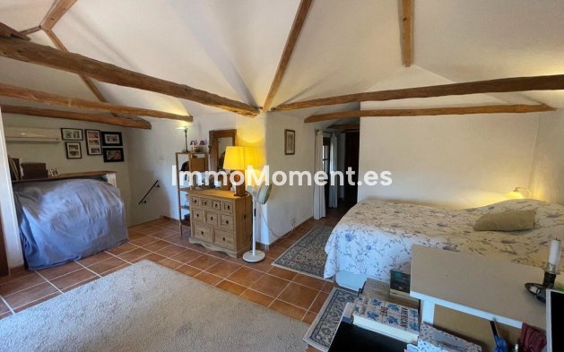 Reventa - Casa de campo - Interior  - Alora