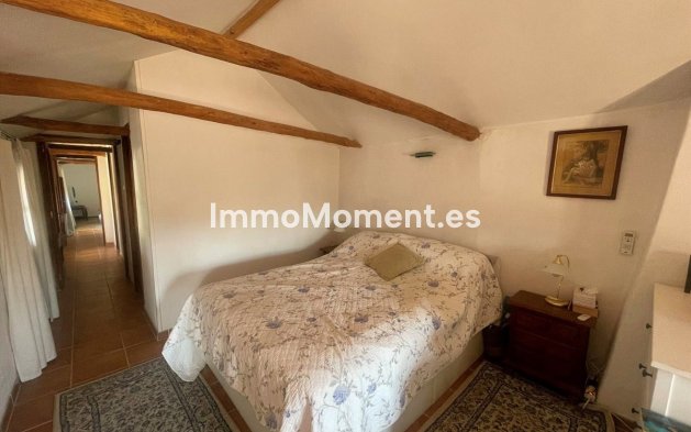 Reventa - Casa de campo - Interior  - Alora