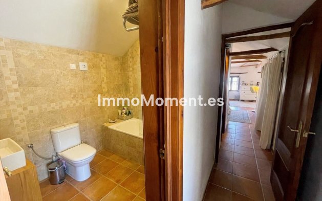 Reventa - Casa de campo - Interior  - Alora