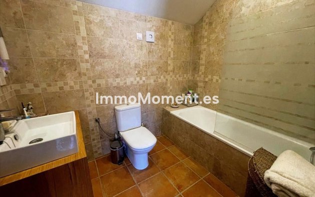 Reventa - Casa de campo - Interior  - Alora
