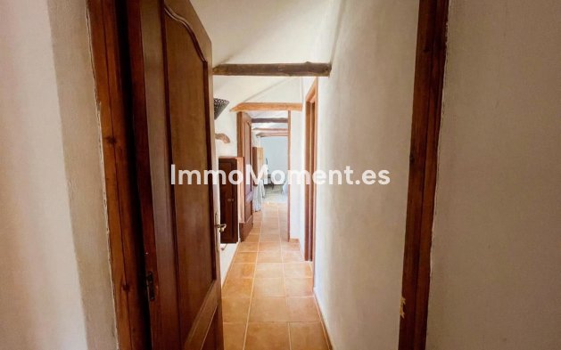 Reventa - Casa de campo - Interior  - Alora