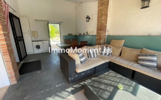 Reventa - Casa de campo - Interior  - Alora