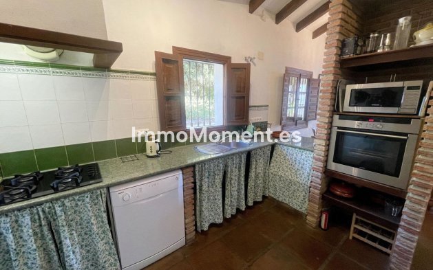 Reventa - Casa de campo - Interior  - Alora