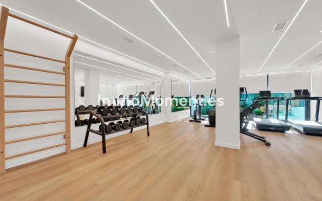 Reventa - Apartamento - Estepona  - Estepona Centro
