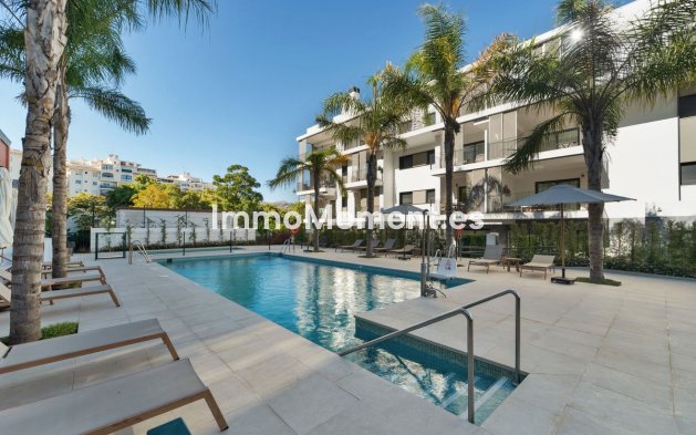Reventa - Apartamento - Estepona  - Estepona Centro