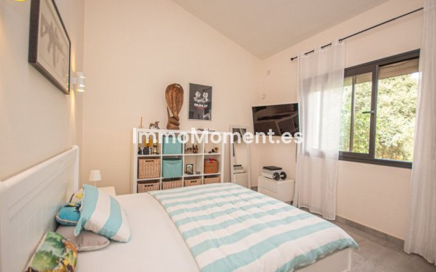 Wiederverkauf - Freistehende Villa - Marbella - La Mairena