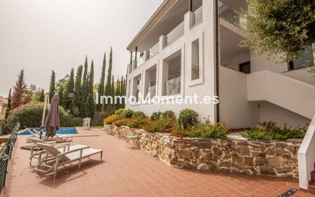 Wiederverkauf - Freistehende Villa - Marbella - La Mairena
