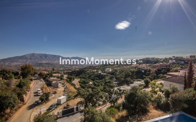 Wiederverkauf - Freistehende Villa - Marbella - La Mairena