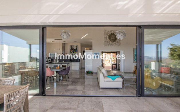 Wiederverkauf - Freistehende Villa - Marbella - La Mairena