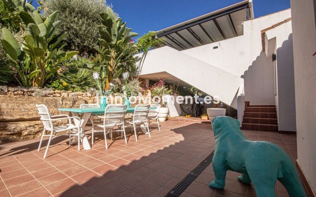 Wiederverkauf - Freistehende Villa - Marbella - La Mairena