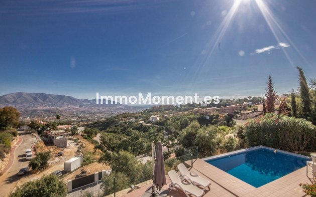 Wiederverkauf - Freistehende Villa - Marbella - La Mairena