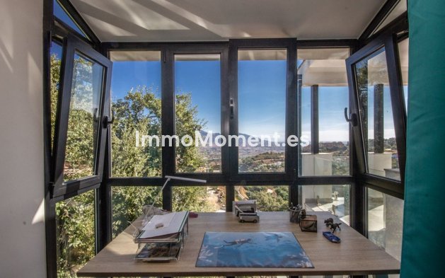 Wiederverkauf - Freistehende Villa - Marbella - La Mairena