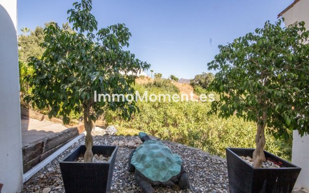Wiederverkauf - Freistehende Villa - Marbella - La Mairena