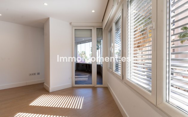 Reventa - Apartamento - Málaga - Málaga Centro