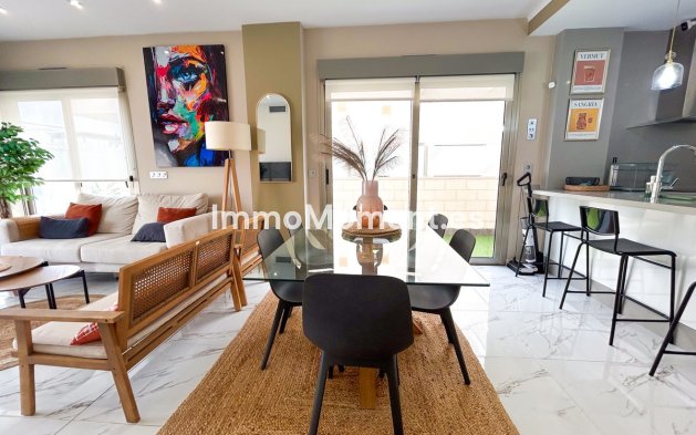 Bestaande woning - Vrijstaande villa - Orihuela Costa - Villamartín