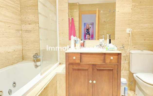 Resale - Apartment - Estepona - New Golden Mile
